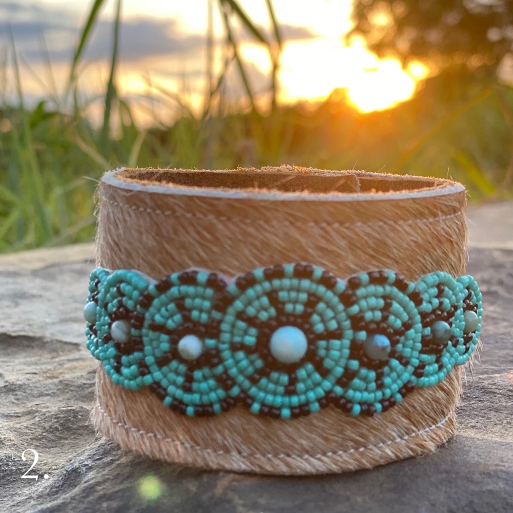 Genuine 💯 Cowhide Cuffs - Picture 12 of 16